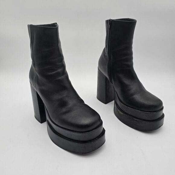 Steve Madden Boots 10 Black Cobra Platform Combat Zip Chelsea Square - Picture 1 of 9